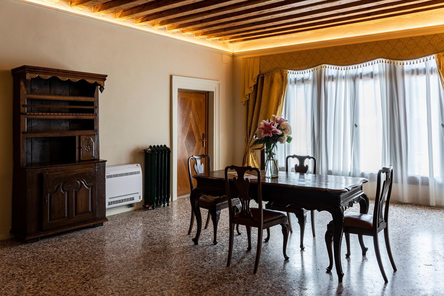 Palazzo Titti Rialto * Venedig