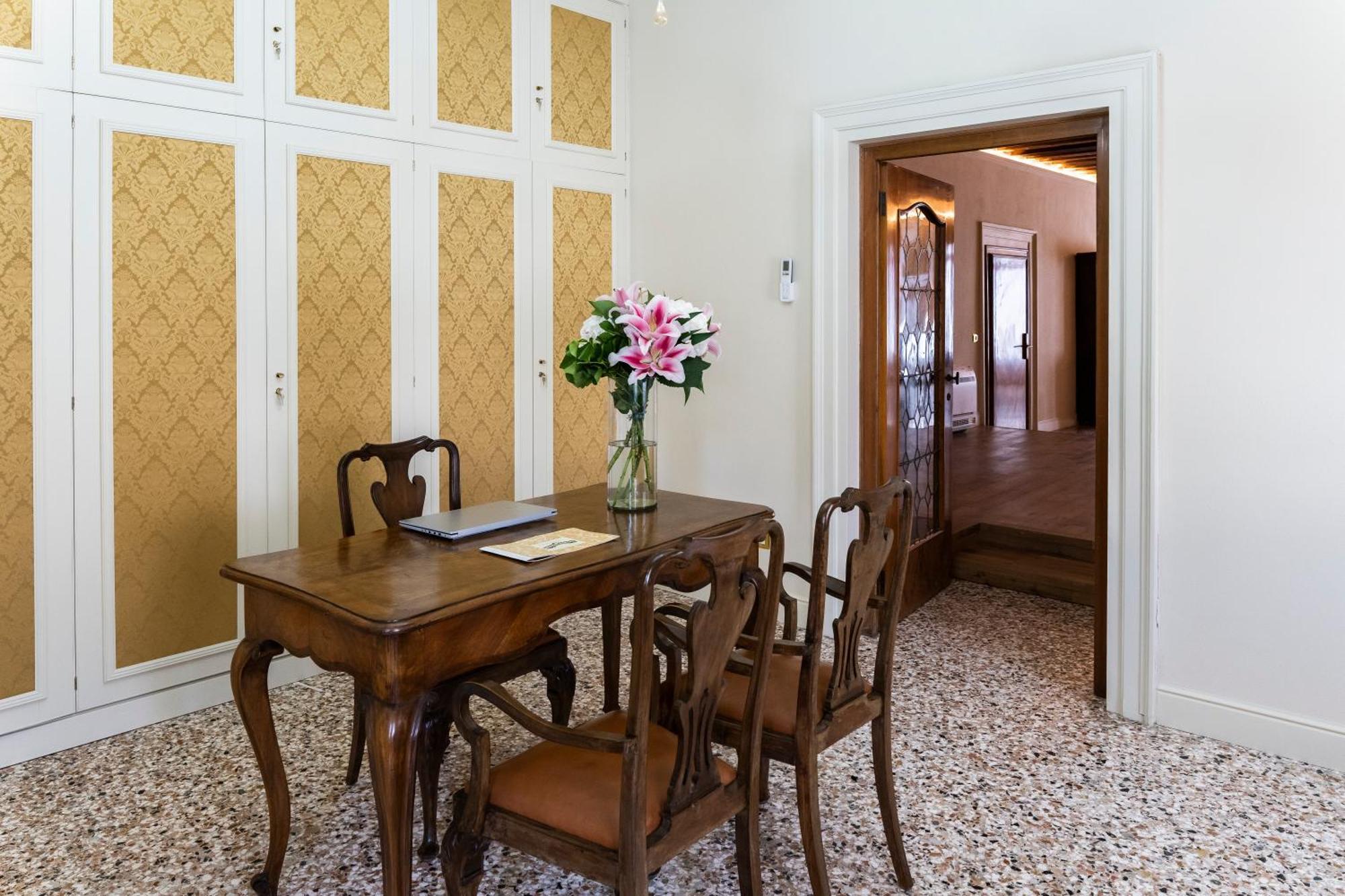 Palazzo Titti Rialto Gasthof Venedig