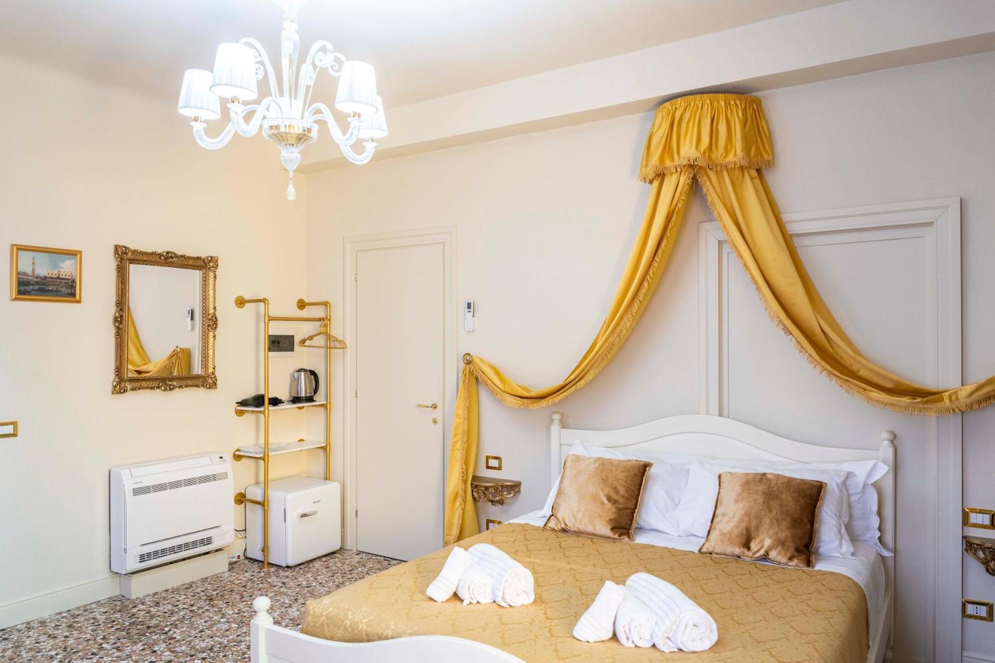 Palazzo Titti Rialto Gasthof *